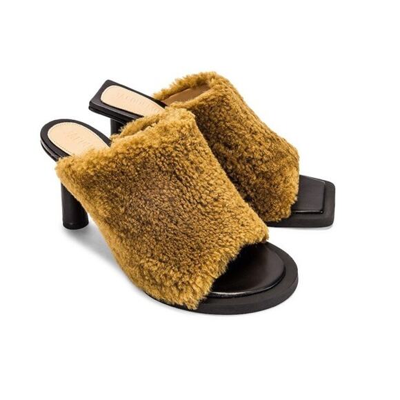 Jacquemus Les Mules Carre Rond Khaki Lambswool Shearling Heel Sandal Designer 39 - Picture 1 of 13